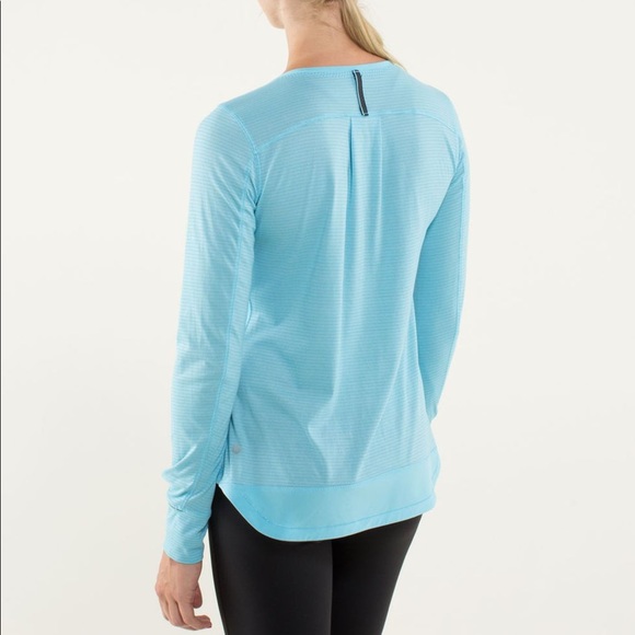 Lululemon Race Me Long Sleeve Tee in Blue Stripe - Picture 7 of 8